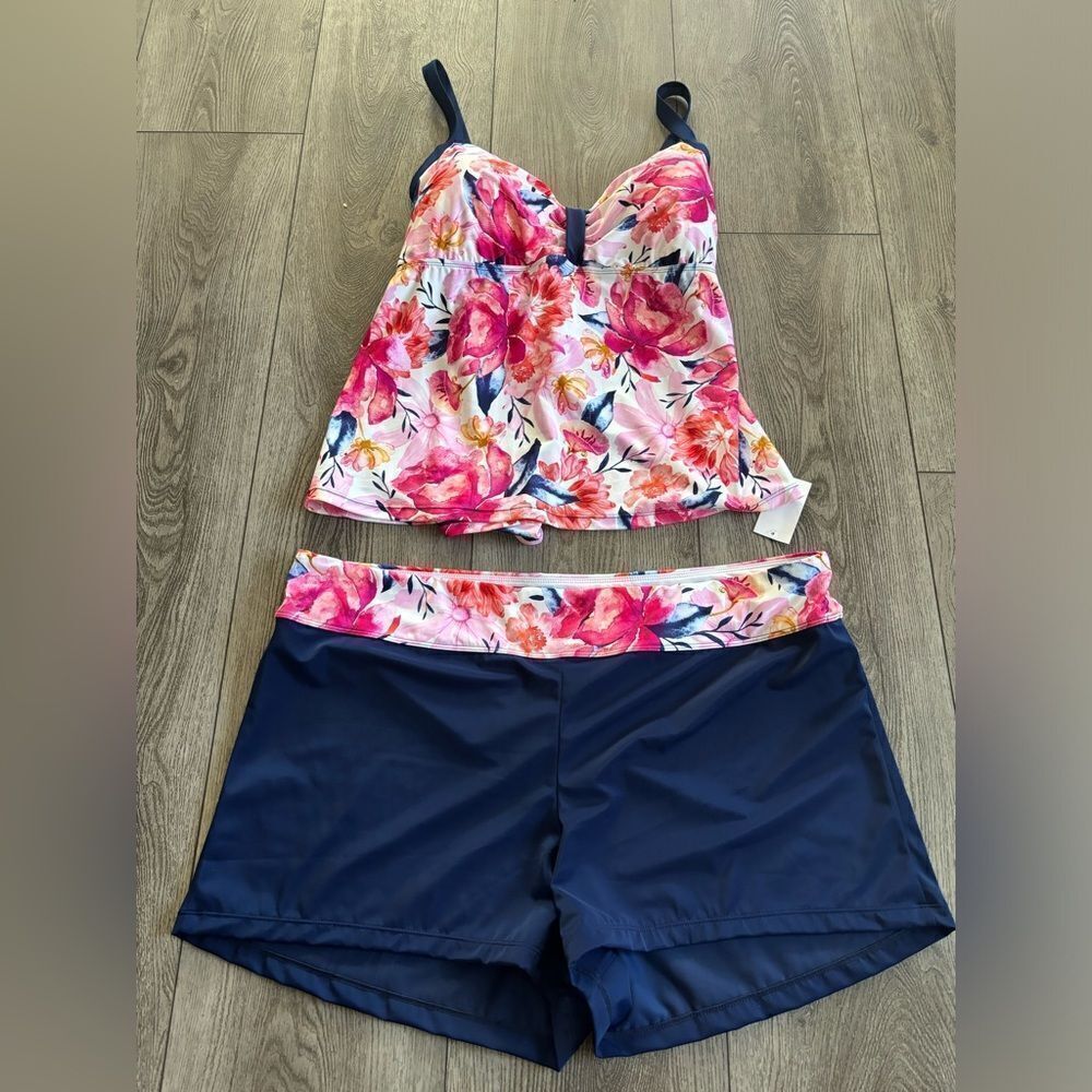 South point woman’s 2 pc floral bathing suit